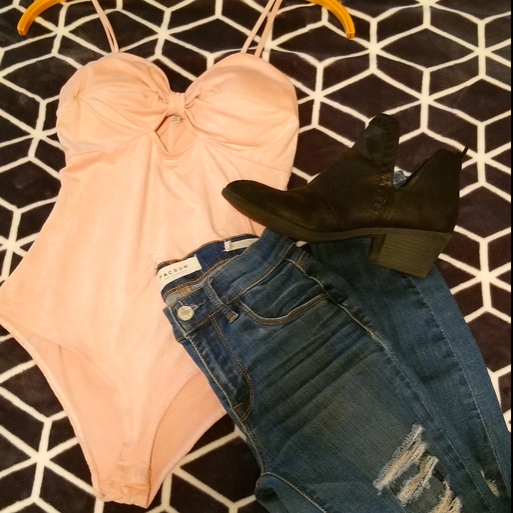 Velvet blush bodysuit w/ cut out